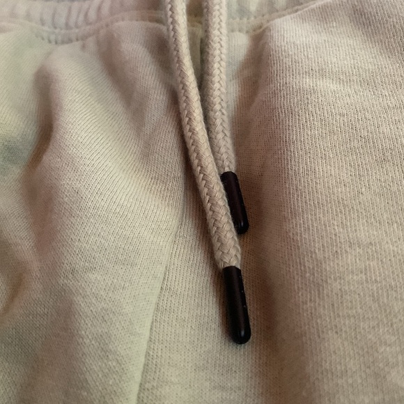 New THE NORTH FACE Half Dome Cropped Jogger Pants - Picture 7 of 7